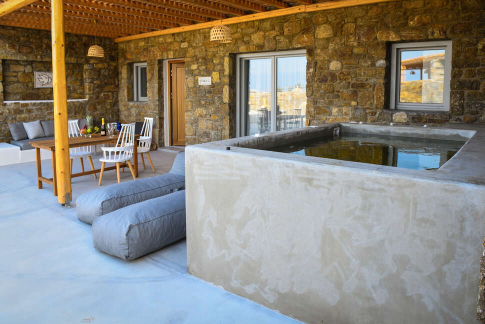 Een foto van Myconian Crown Suites