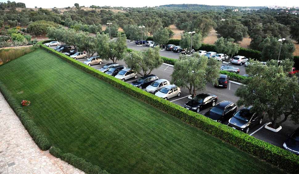 Een foto van het terras bij Gallipoli Resort