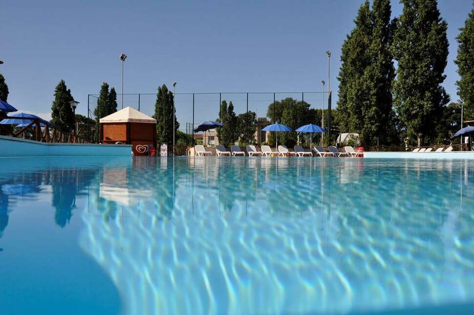 Een foto van het zwembad bij Villaggio Turistico Mare Si