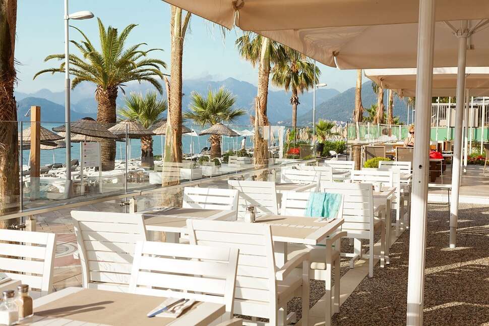 Een foto van The Beachfront Hotel