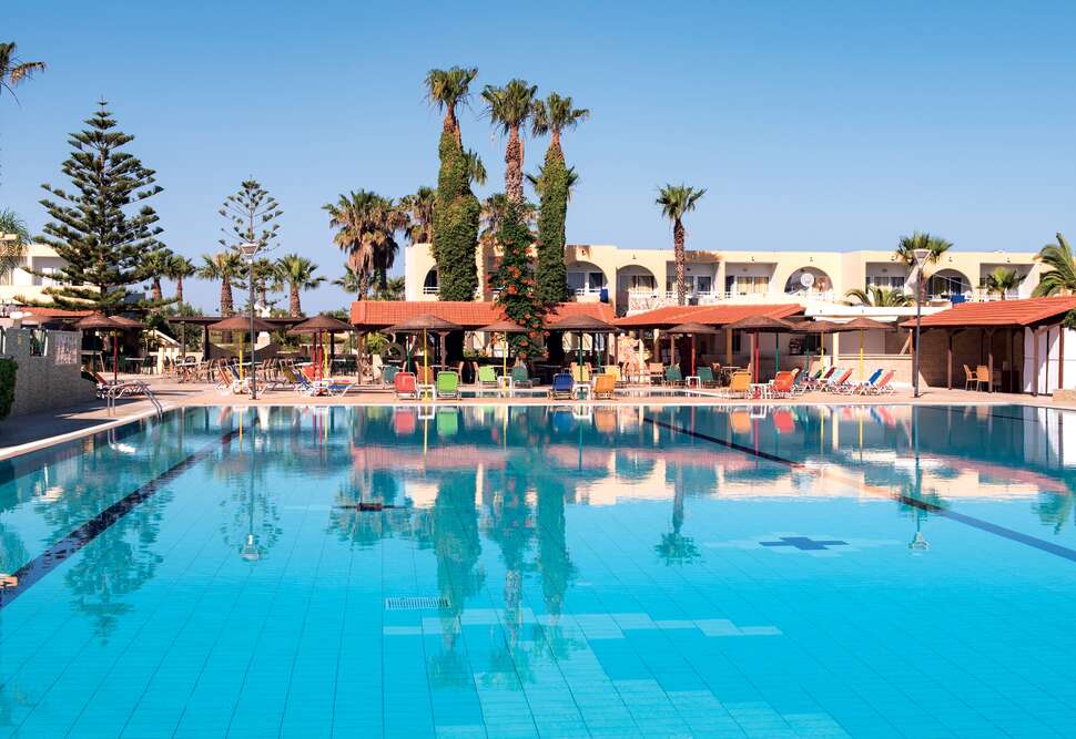 Een foto van een overzicht van Euro Village Achilleas Hotel