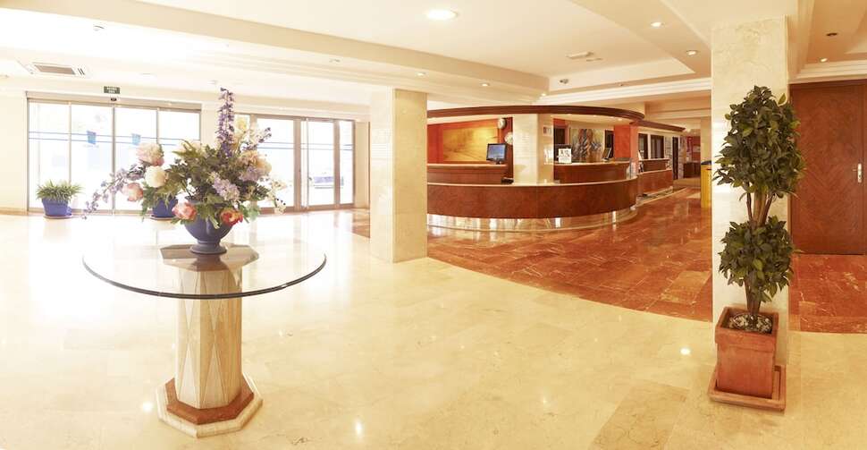 Een foto van het interieur van Palma Bay Club Resort & Annex
