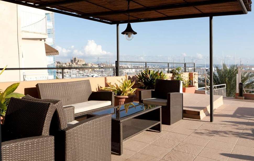 Een foto van het terras bij Hotel Mirador