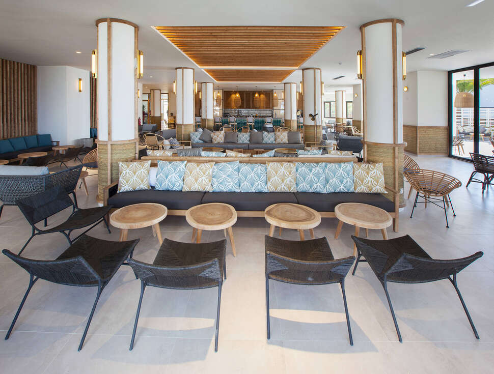 Een foto van het interieur van Corallium Dunamar by Lopesan Hotels