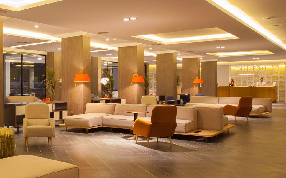 Een foto van het interieur van Abora Catarina by Lopesan Hotels