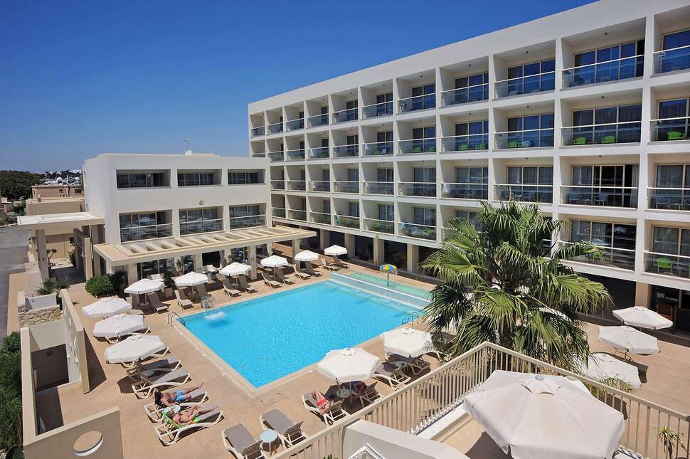 Ein Foto von einer Übersicht des Nelia Gardens Hotel