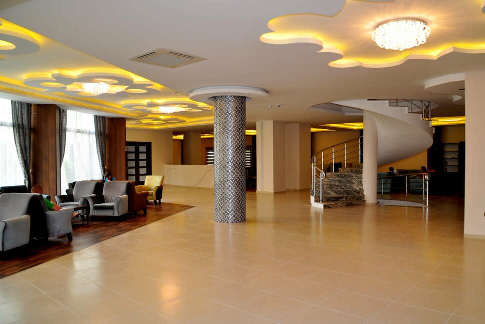 Een foto van het interieur van Blue Fish Hotel
