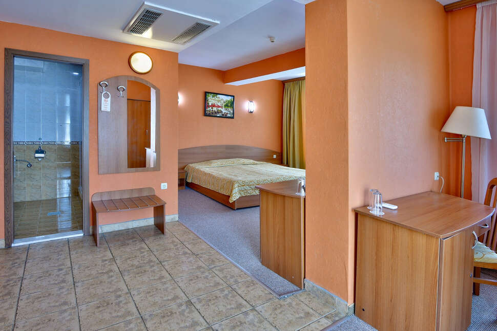 Een foto van Estreya Palace & Residence