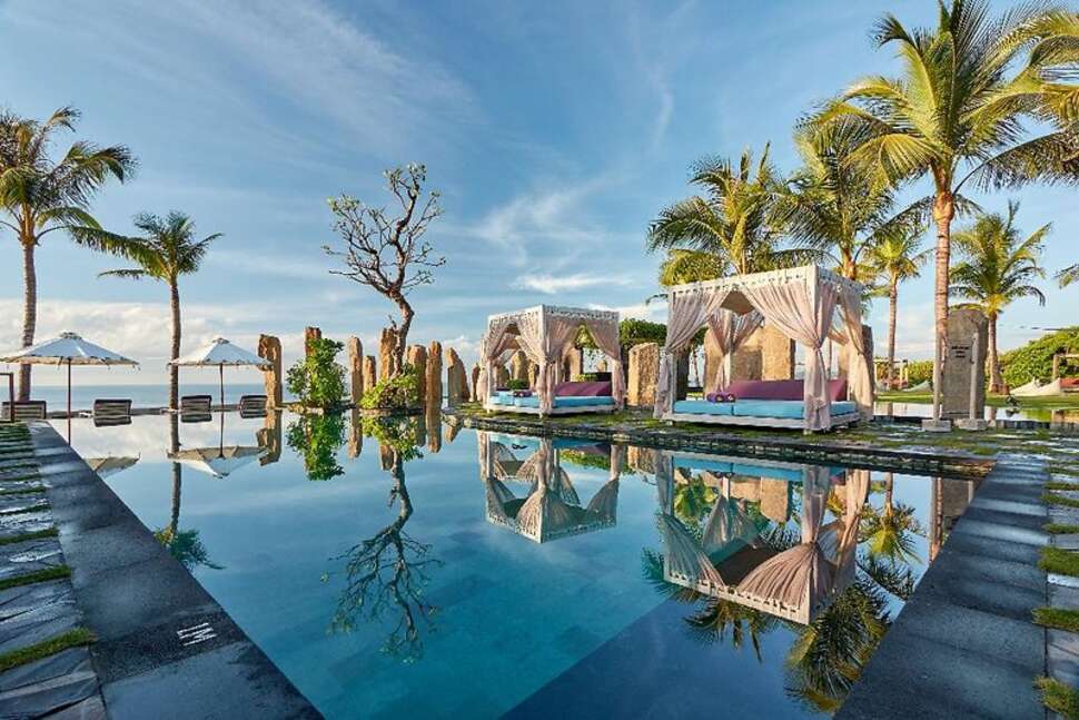 Een foto van The Royal Purnama