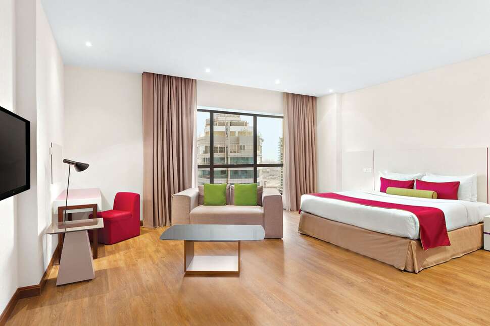 Een foto van Ramada Hotel & Suites by Wyndham JBR