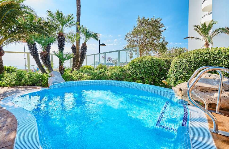 Een foto van het zwembad bij Hipotels Hipocampo Playa