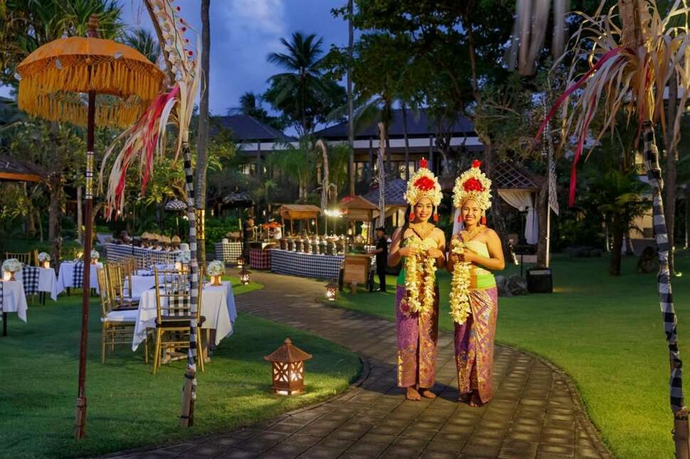 Ein Foto The Seminyak Beach Resort & Spa