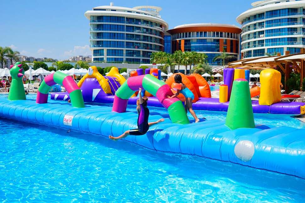 Een foto van het zwembad bij Hotel Baia Lara