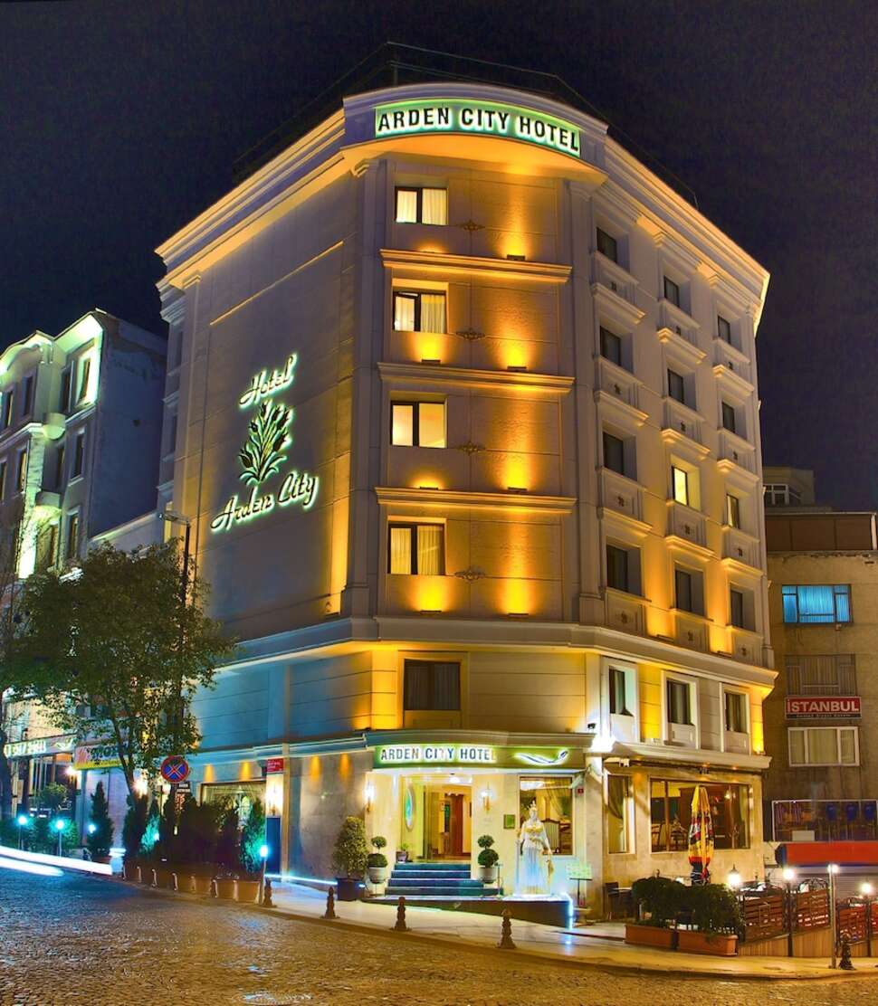 Een foto van de buitenkant van Hotel Arden City