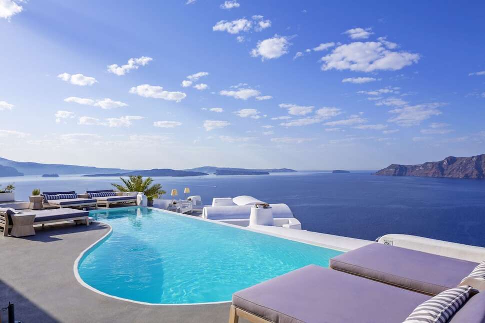 Ein Foto vom Pool im Katikies Hotel