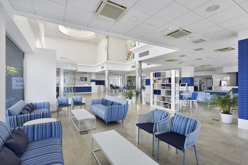 Een foto van het interieur van THB Tropical Island