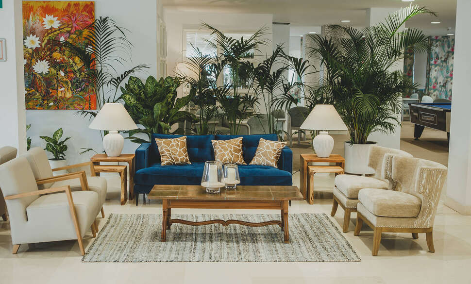 Een foto van het interieur van Hotel Alay