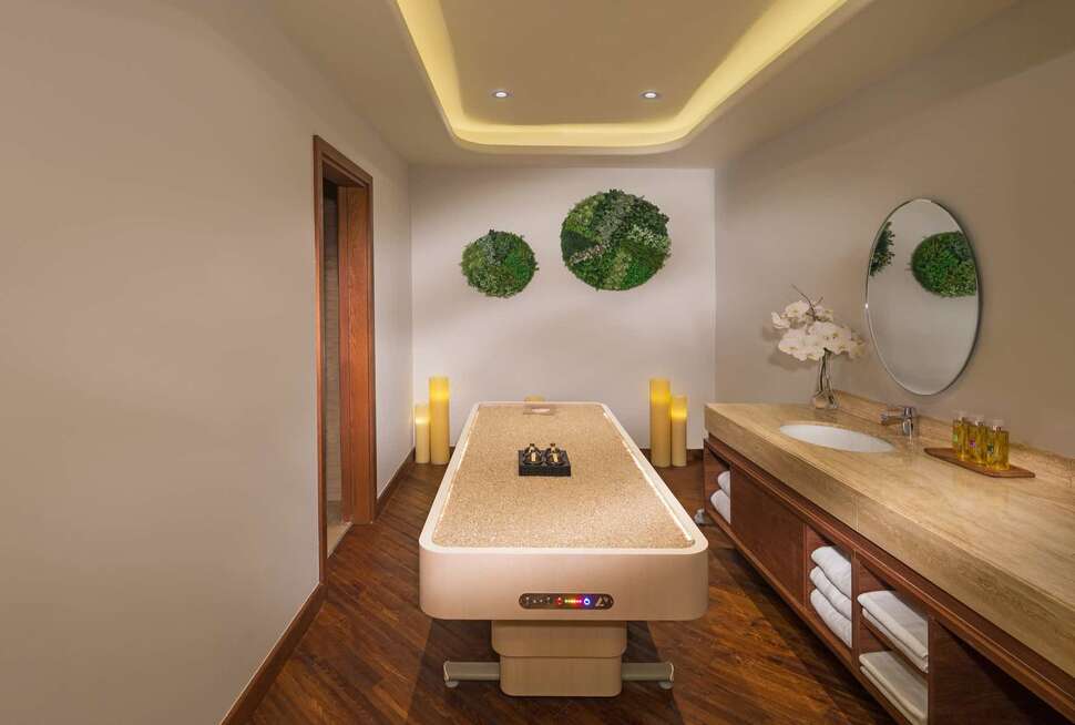 Een foto van Ramada Hotel & Suites by Wyndham JBR