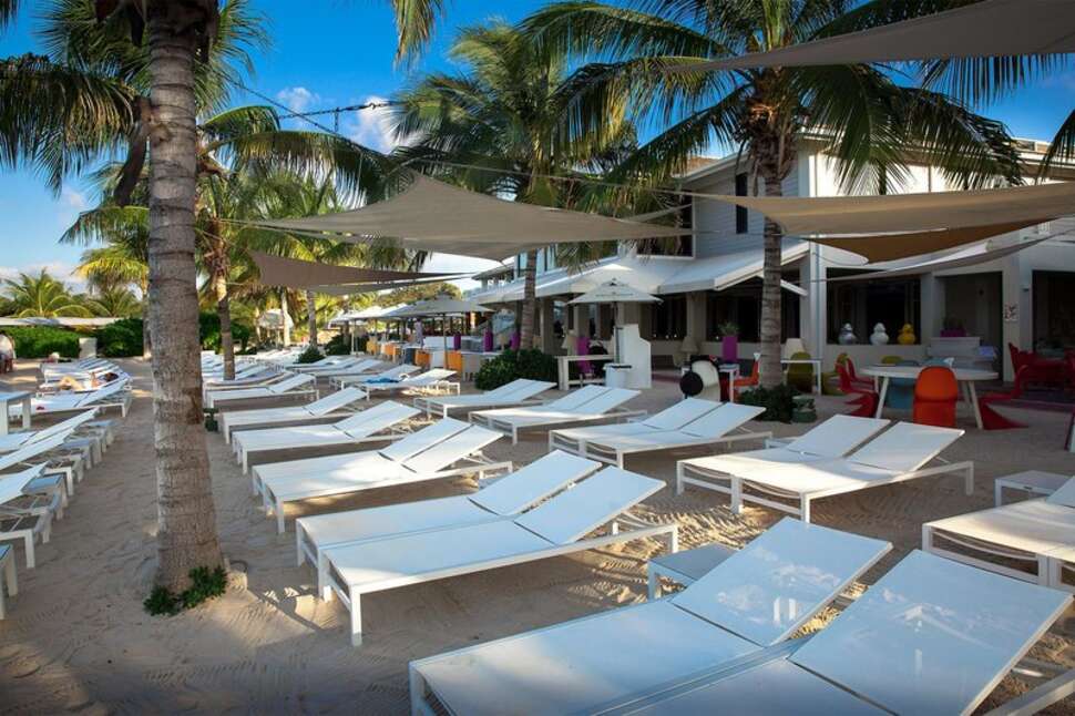 Een foto van het strand bij Papagayo Beach Resort