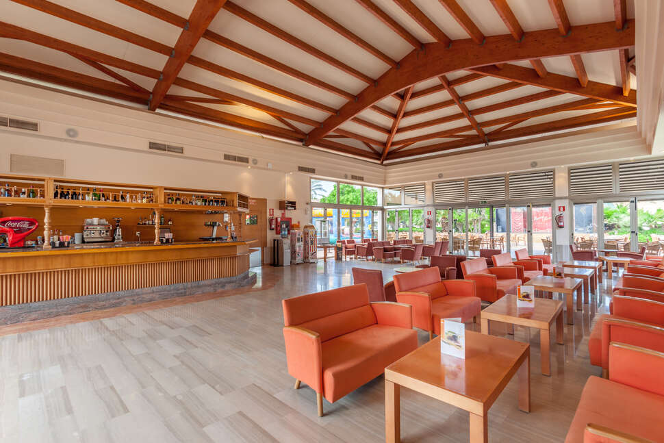 Een foto van de faciliteiten bij Hotel Zafiro Menorca