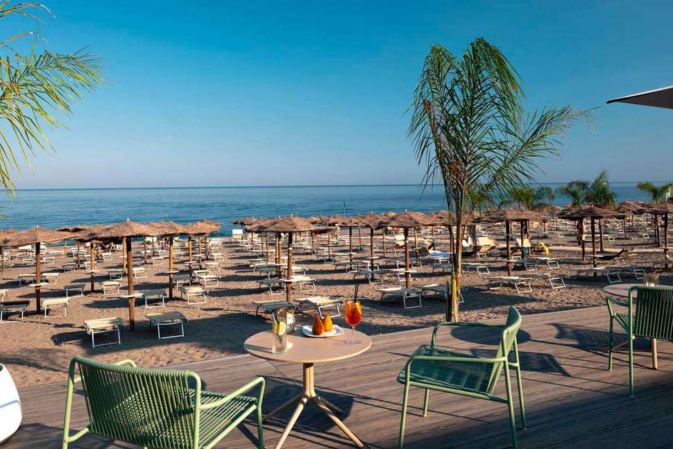 Een foto van Unahotels Naxos Beach