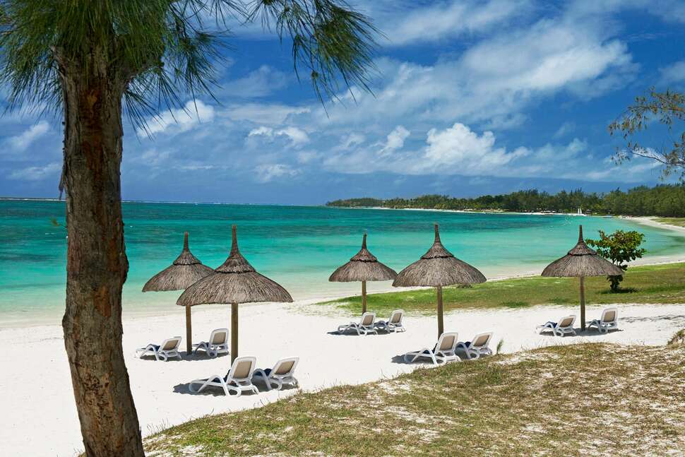 Ein Foto vom Strand beim Sunrise Attitude