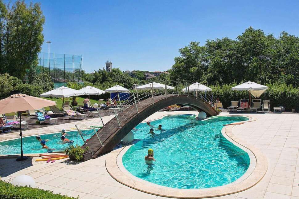 Een foto van Excel Hotel Roma Montemario