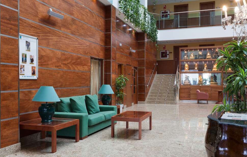 Een foto van het interieur van Senator Granada Spa Hotel