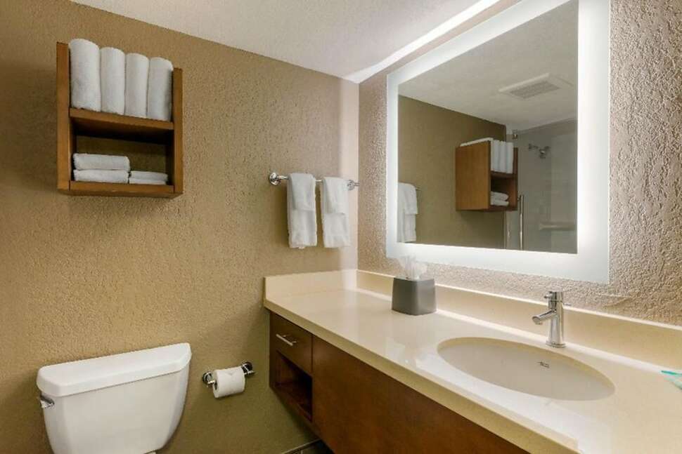Ein Foto Staybridge Suites Orlando Royale Parc Suites