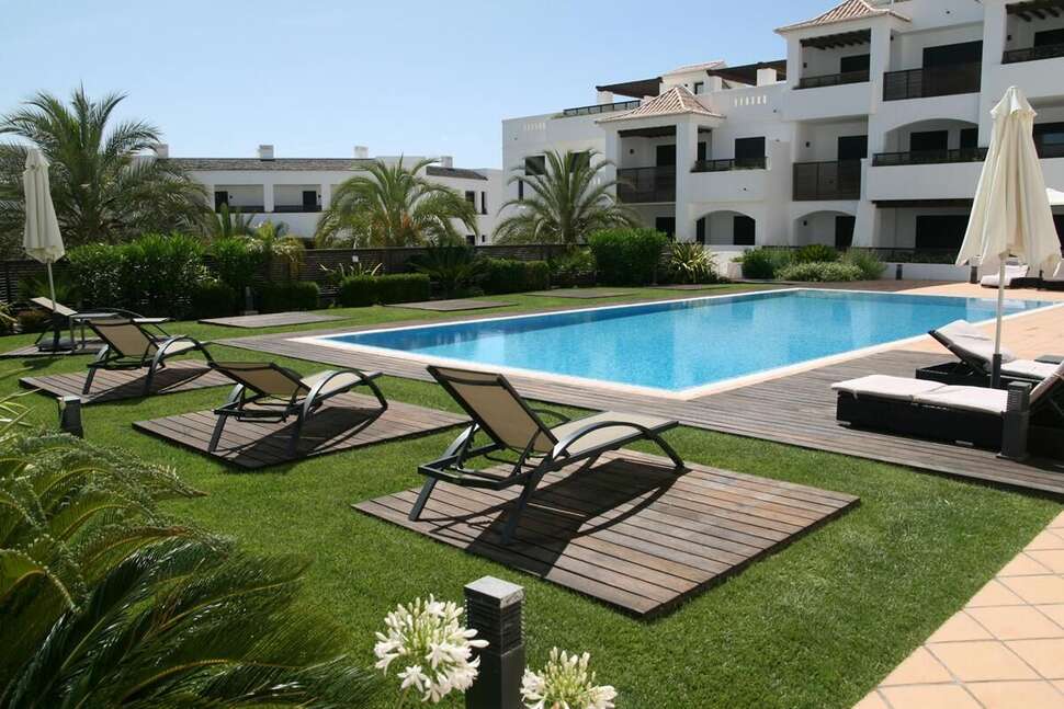 Een foto van het zwembad bij Belmar Spa & Beach Resort