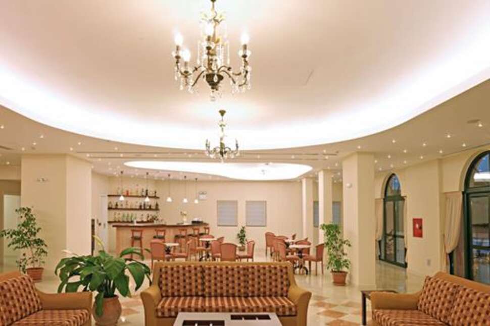Een foto van het interieur van Century Resort Corfu