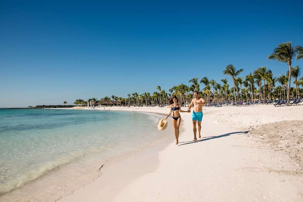 Ein Foto Barcelo Maya Tropical & Colonial