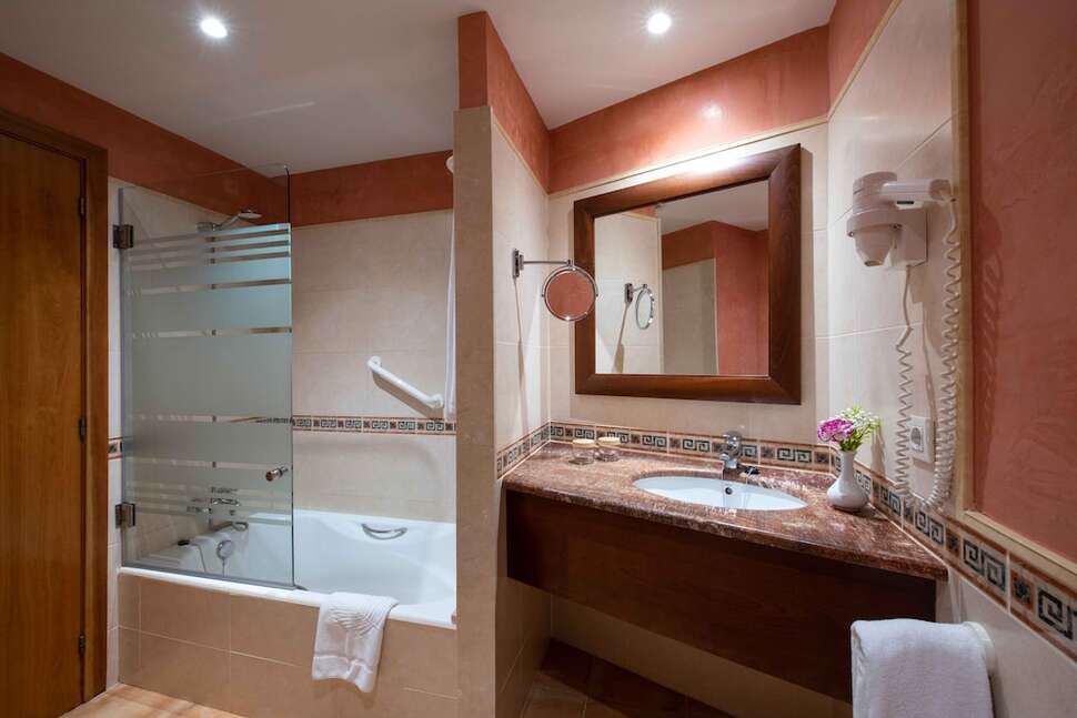 Een foto van The Valentin Star Menorca Hotel