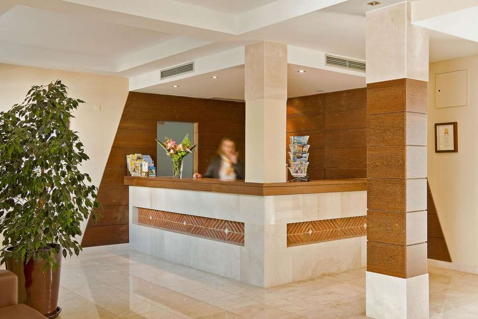 Een foto van het interieur van Cerro Mar Atlantico