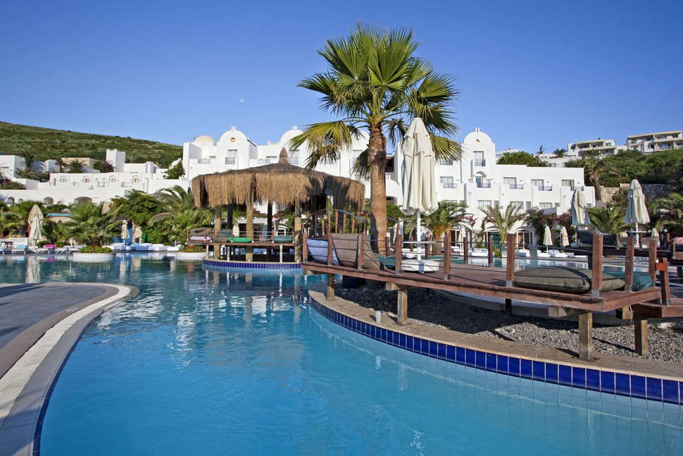 Een foto van het zwembad bij Salmakis Resort & Spa