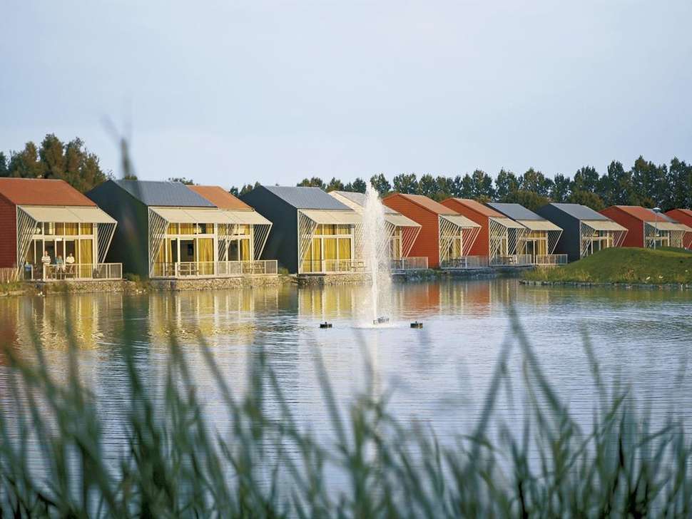 Een foto van de buitenkant van Center Parcs De Haan