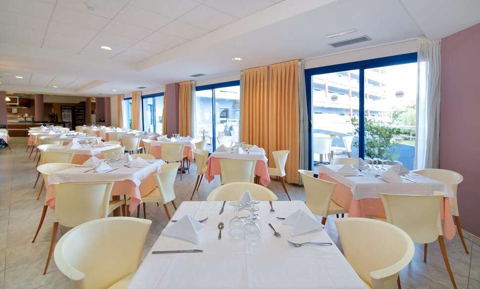 Een foto van de faciliteiten bij Hotel Piramide Salou