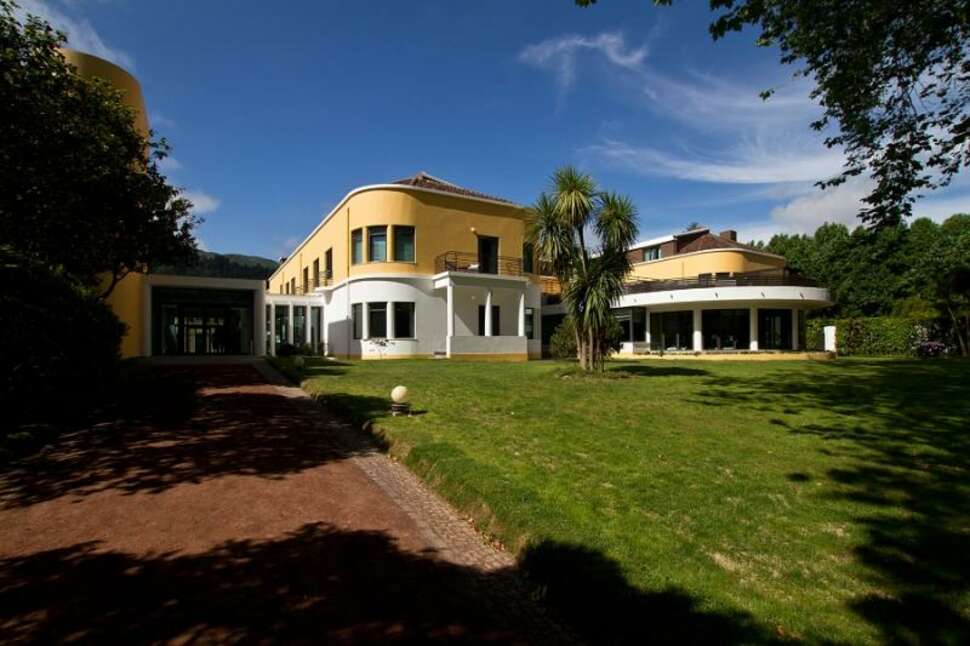 Een foto van de buitenkant van Terra Nostra Garden Hotel