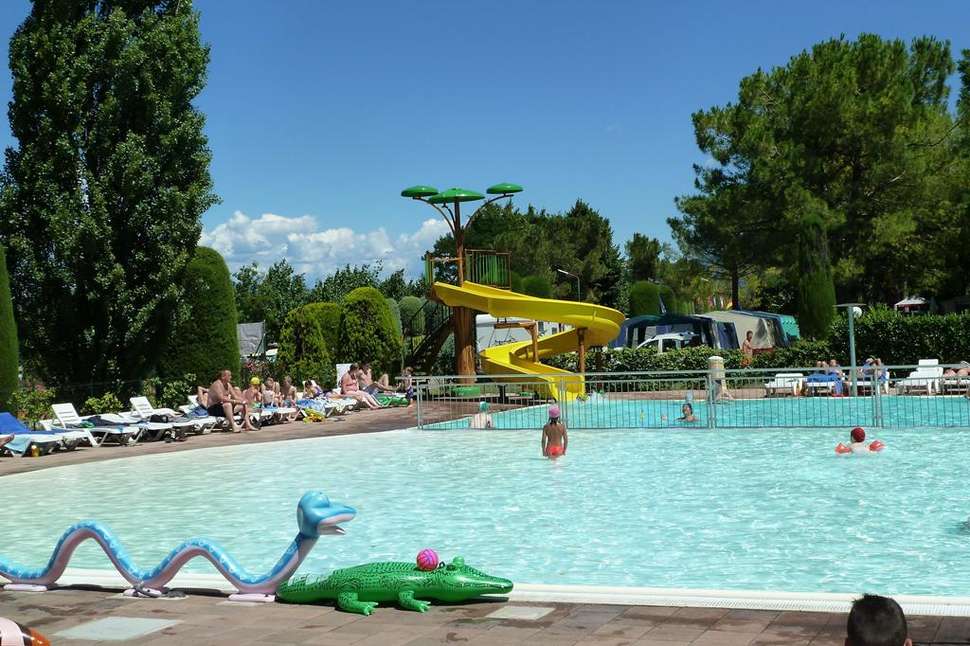 Een foto van het zwembad bij Eurocamping Pacengo
