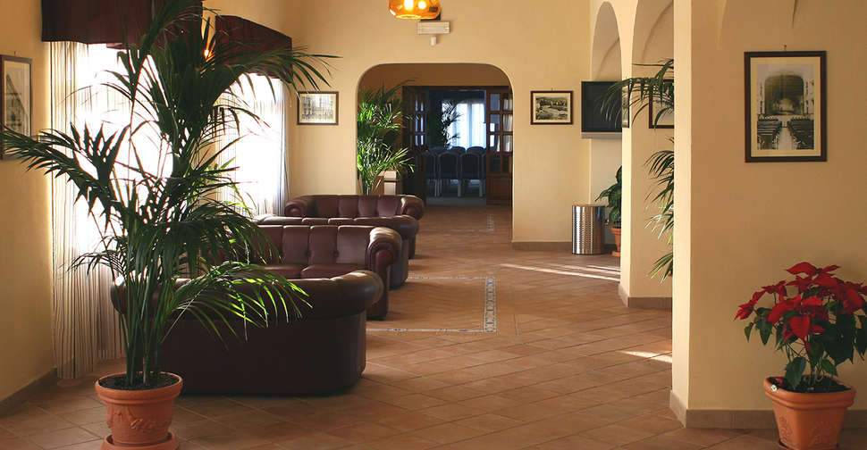 Een foto van het interieur van Hotel Baia d’Oro
