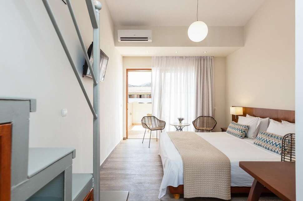 Een foto van Theartemis Palace