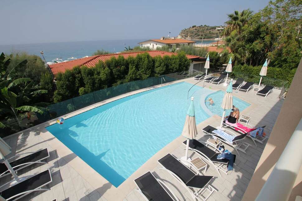 Ein Foto Scoglio Della Galea Resort & Spa