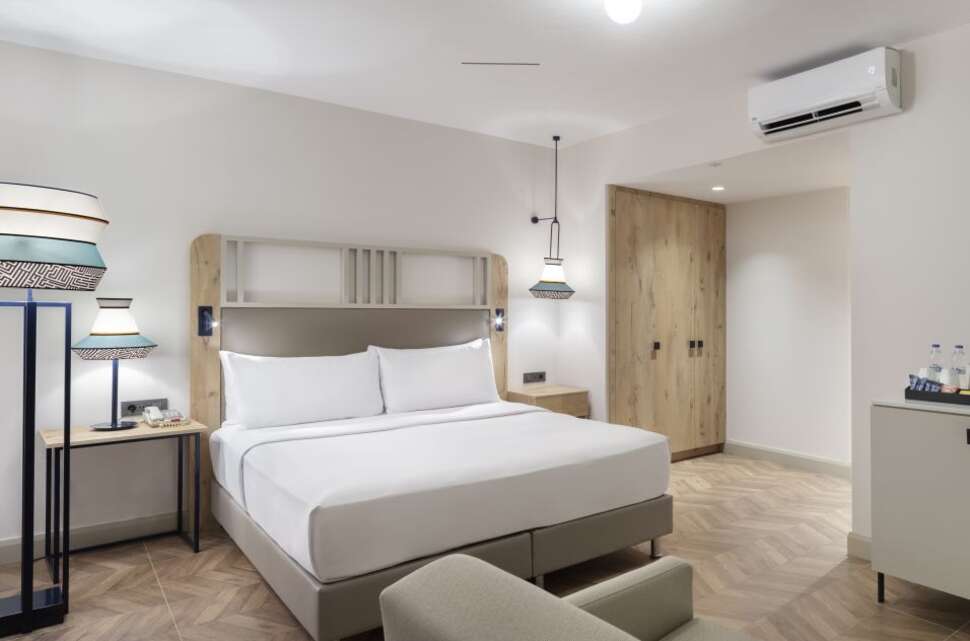 Ein Foto DoubleTree by Hilton Bodrum Isil Club Resort
