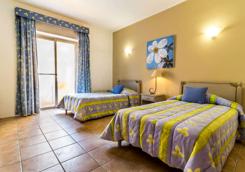 Ein Foto Ta Frenc Apartments