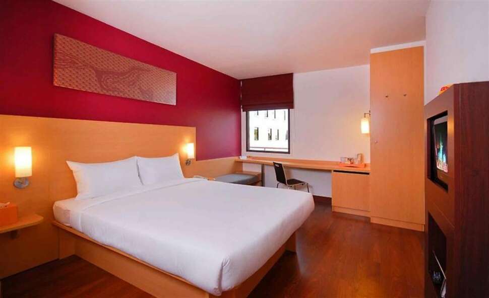 Ein Foto Ibis Bangkok Riverside