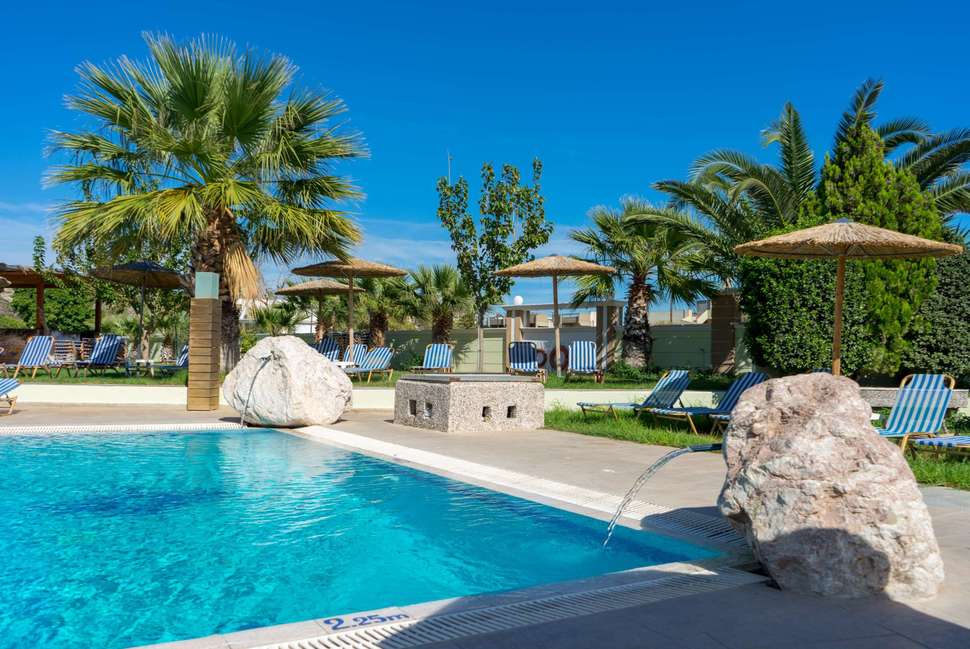 Een foto van het zwembad bij Stamos Hotel Faliraki