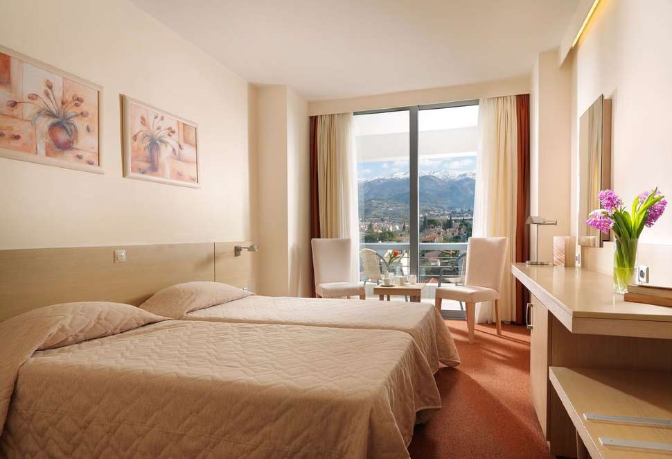 Ein Foto Hotel Alexandros