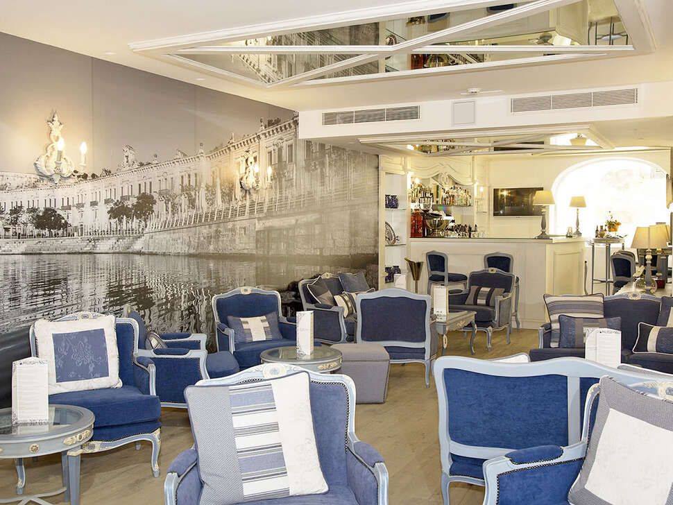 Een foto van het interieur van Hotel Osborne