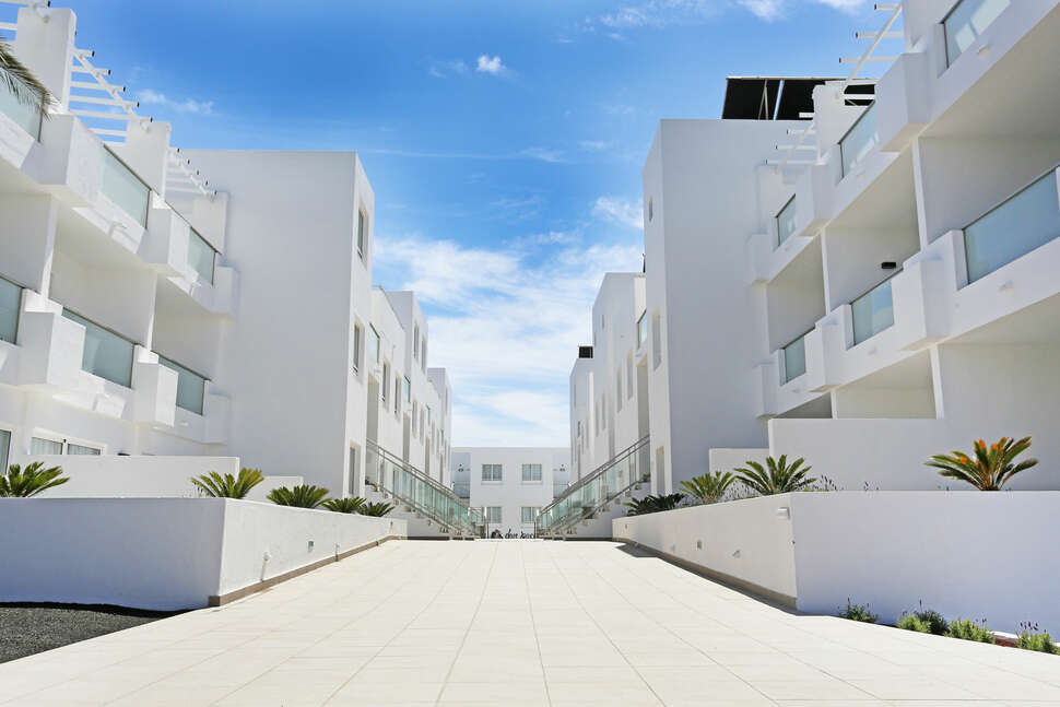 Een foto van de buitenkant van Sentido Aequora Lanzarote Suites