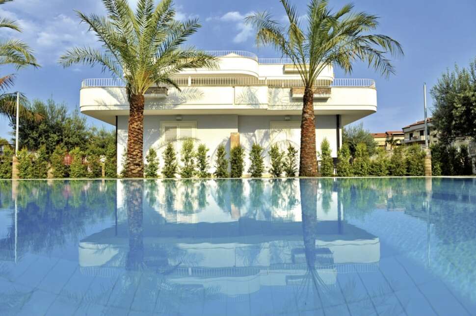 Een foto van het zwembad bij Villa Galati Resort
